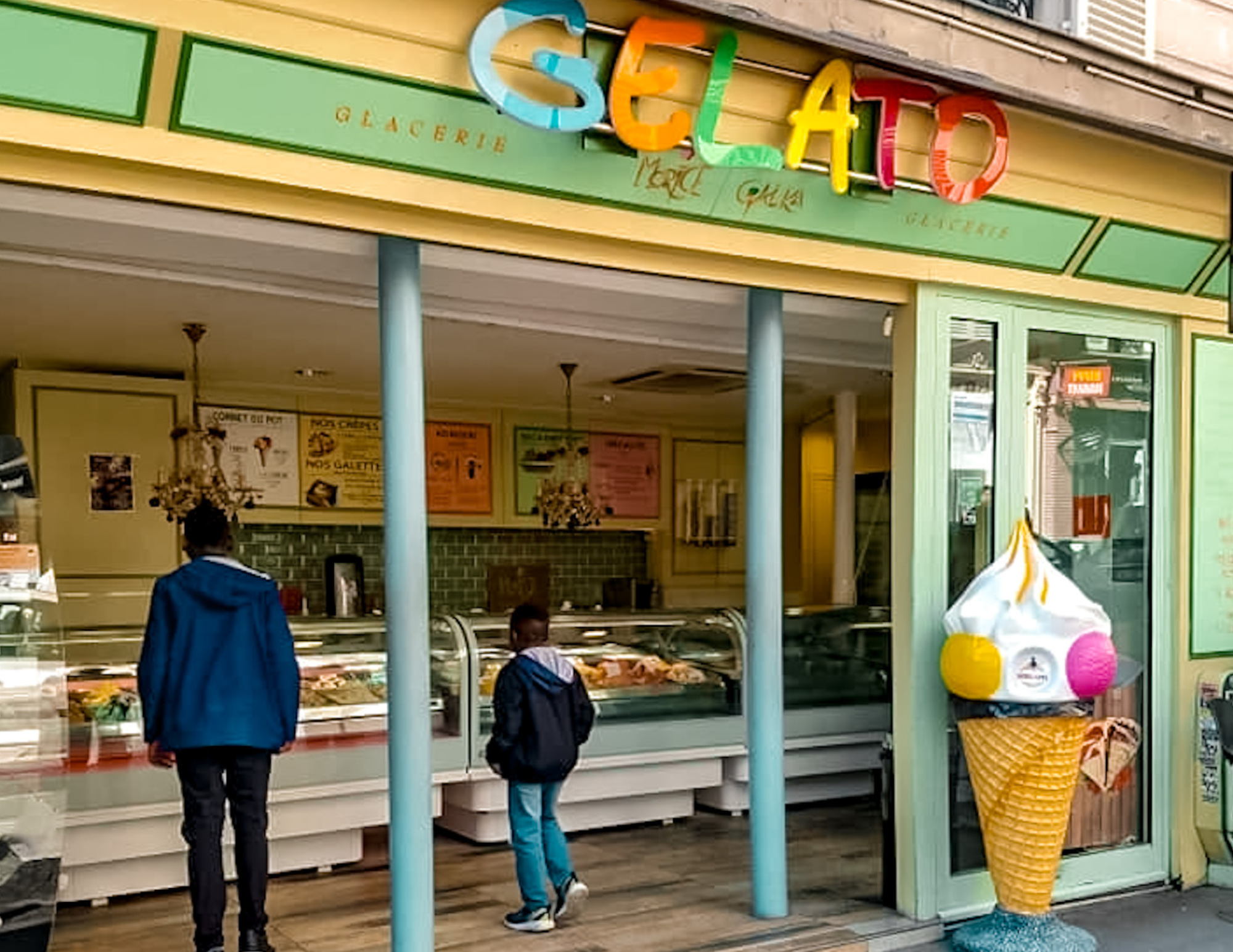 Paris With Kids and Teens (15).png